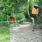 Cozy With Sauna, Chalet Wibrin