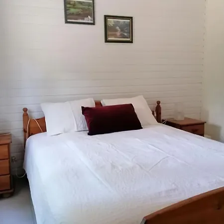 Chalet Authentic In With Private Fish Pond *